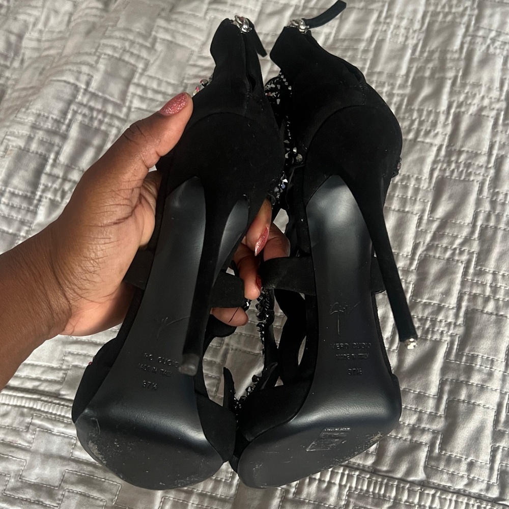 Giuseppe Zanotti beaded swirl heel - Picture 6 of 7